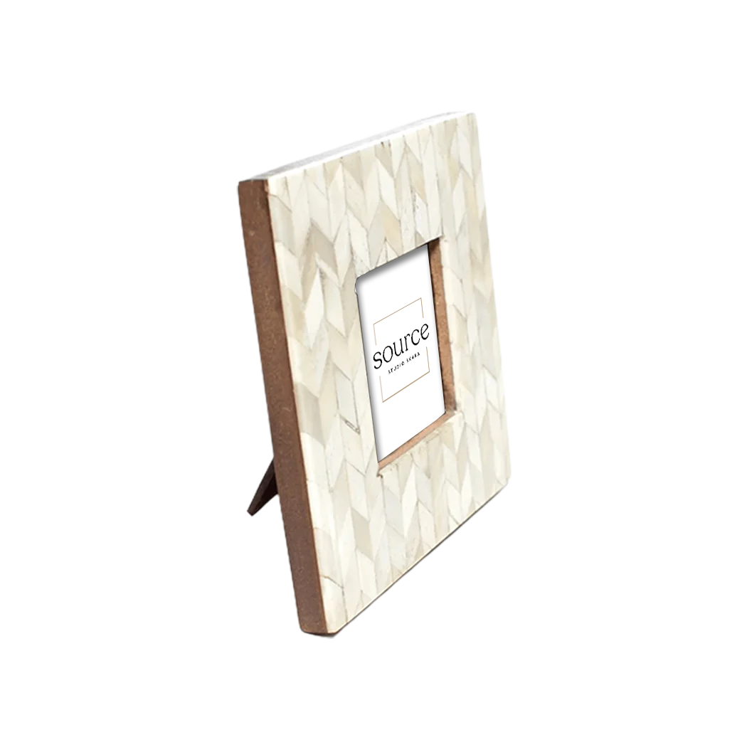Capri Pearl Frame
